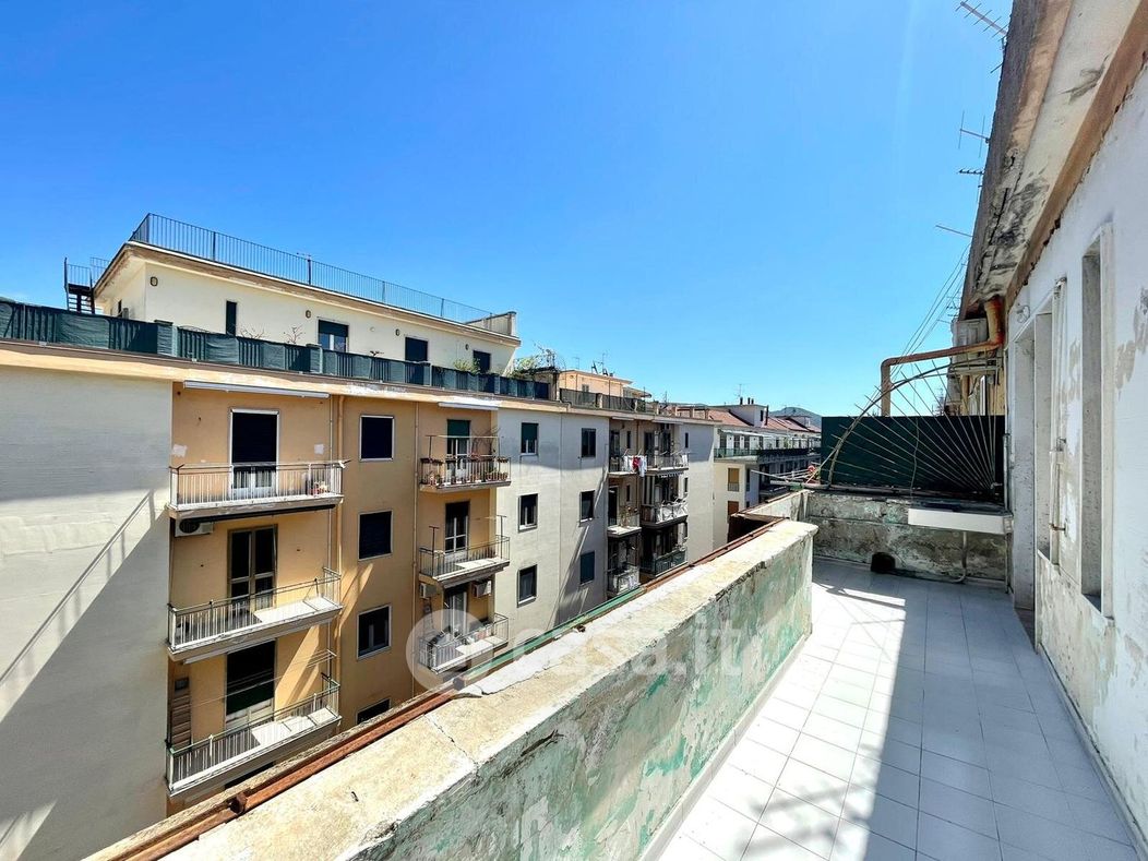 Appartamento in Vendita in Via Paolo Grisignano 12 a Salerno