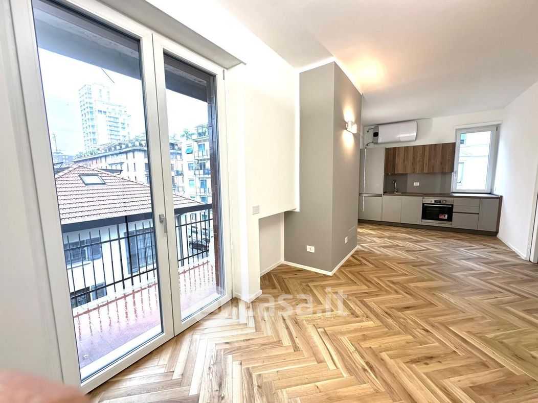 Appartamento in Affitto in Via Stresa 3 a Milano