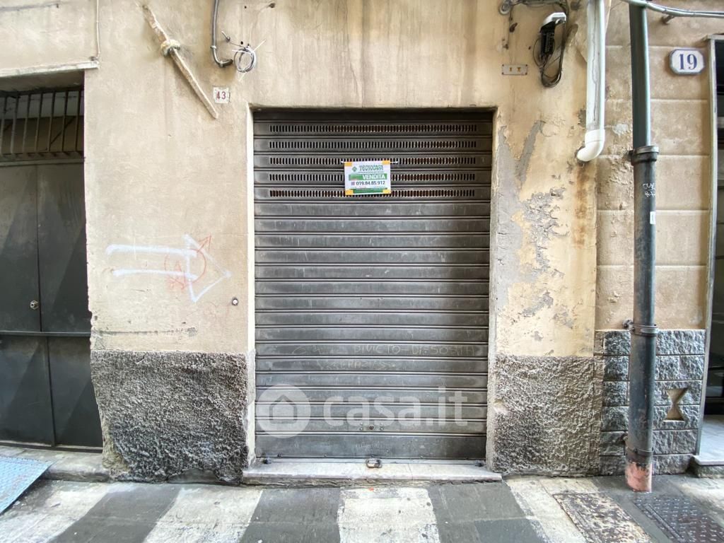 Negozio/Locale commerciale in Vendita in Via Untoria a Savona