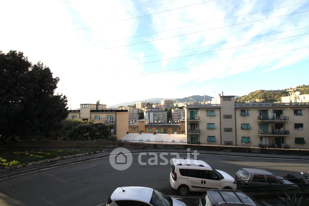 Appartamento in Vendita in Via San Bartolomeo del Fossato 98 a Genova