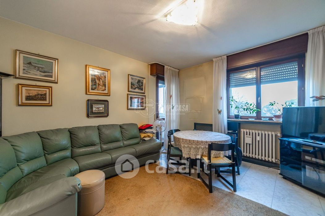 Appartamento in Vendita in Via Lucca 48 a Milano