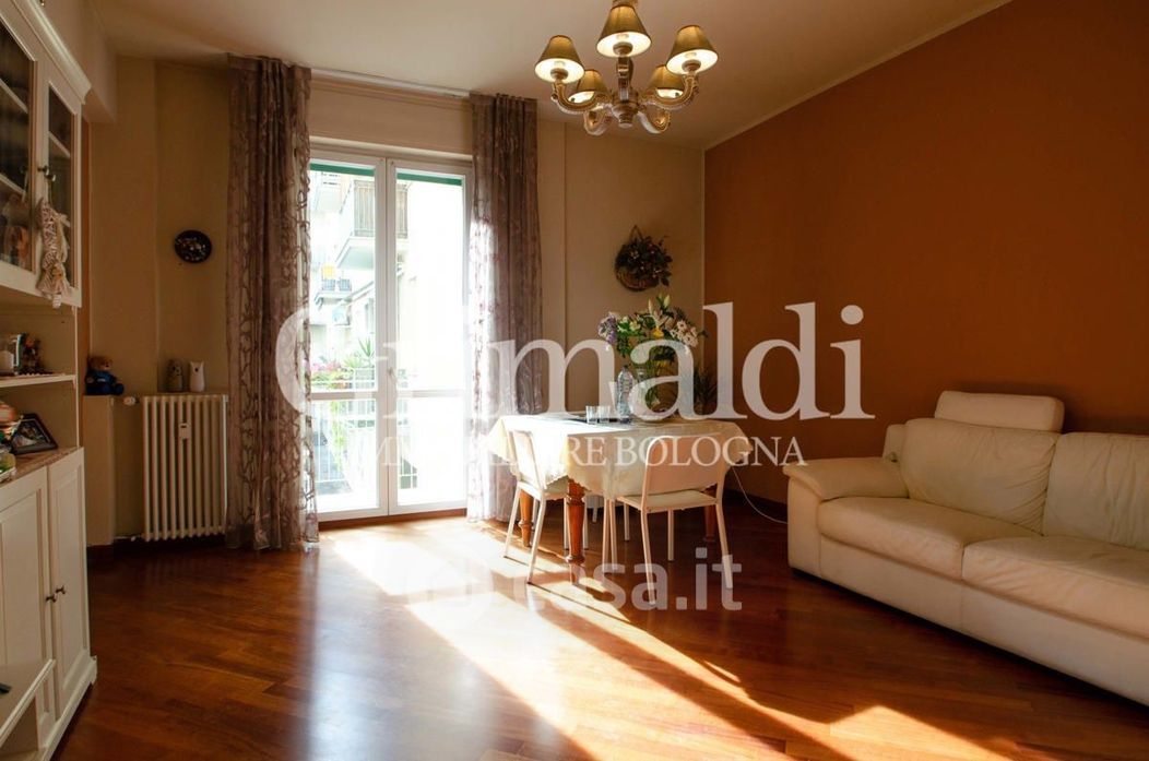 Appartamento in Vendita in Via Cesare Boldrini a Bologna