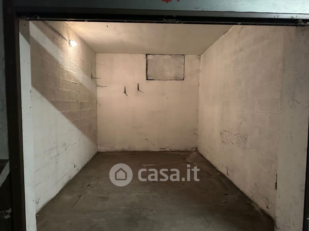 Garage/Posto auto in Vendita in Viale Carlo Guglielmi a Terni