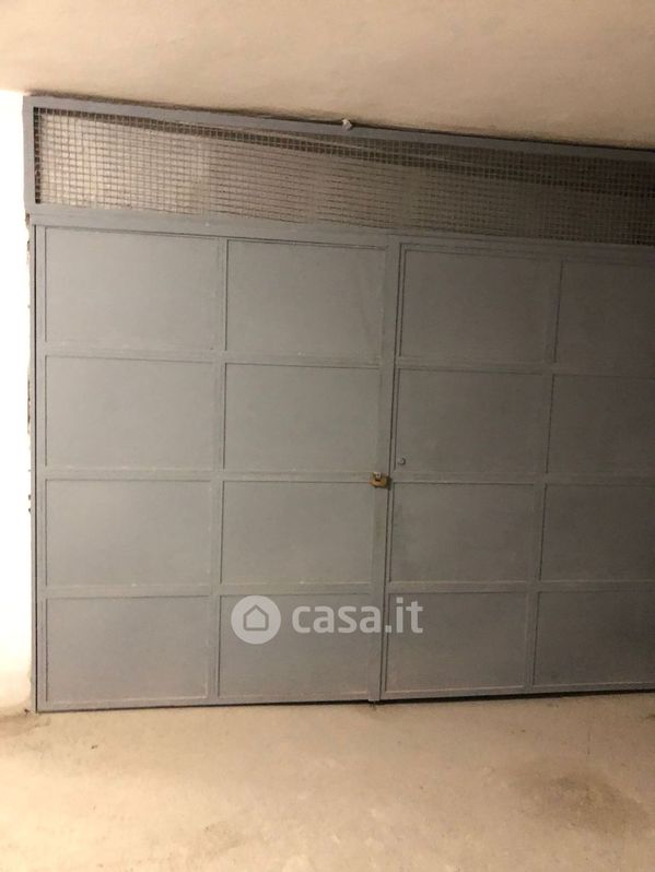 Garage/Posto auto in Vendita in Via Napoli 172 a Mugnano di Napoli