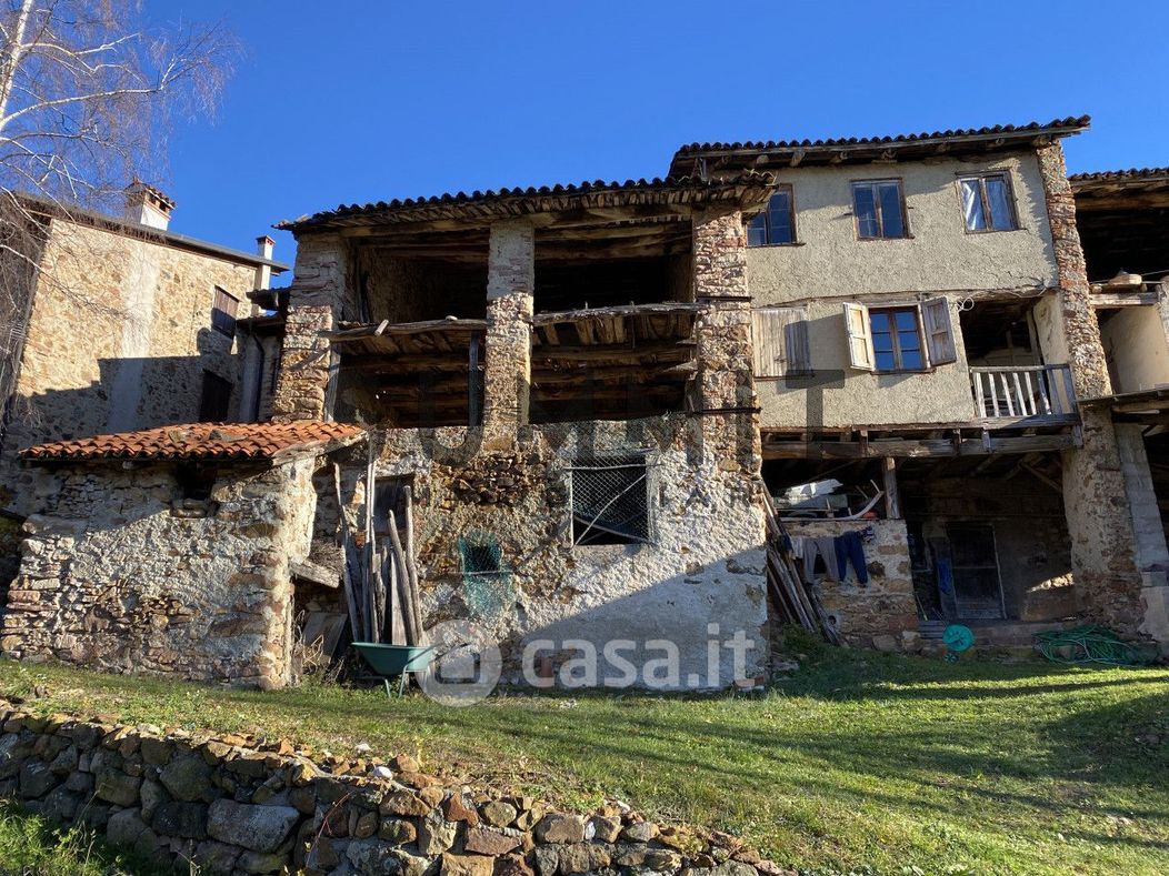 Rustico/Casale in Vendita in Strada Provinciale 246 a Valli del Pasubio