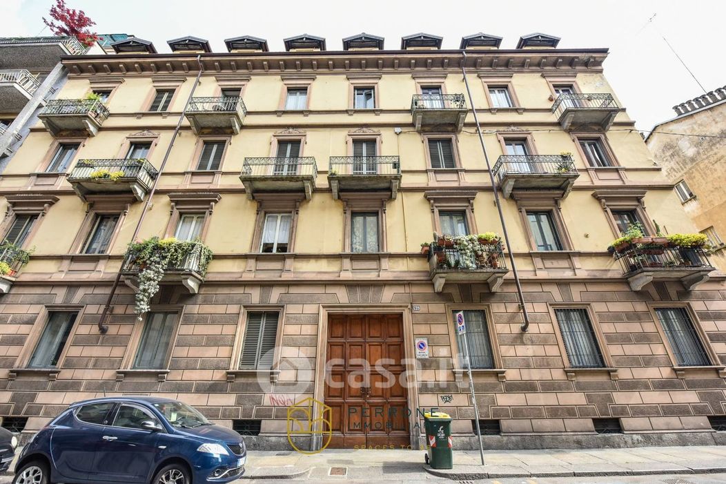 Appartamento in Vendita in Via San Secondo 95 a Torino
