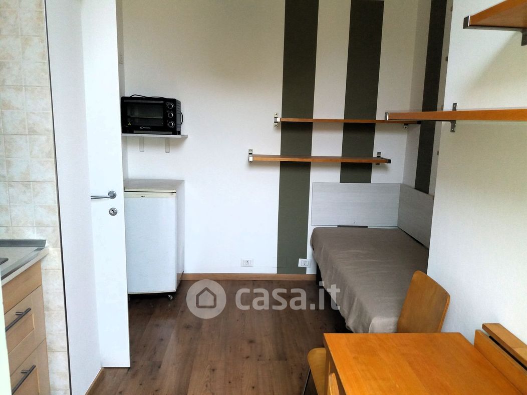 Appartamento in Affitto in Via FRATELLI CALANDRA 13 a Torino