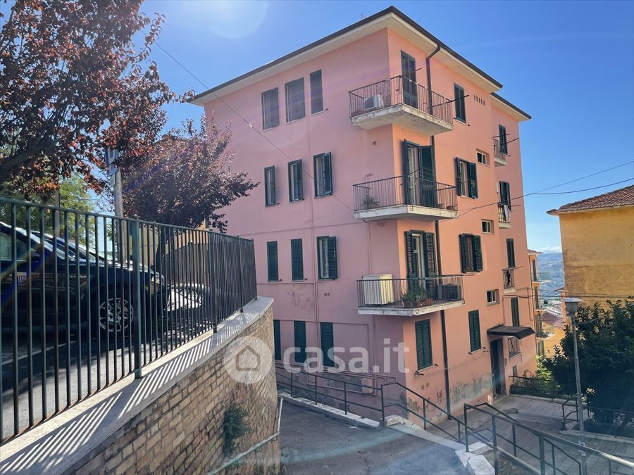 Appartamento in Vendita in Via Brigata Maiella 41 a Chieti