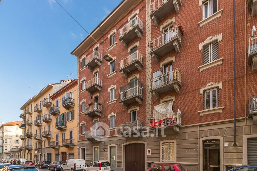 Appartamento in Vendita in Via Ceva 45 a Torino