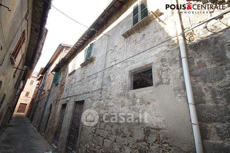 Casa indipendente in Vendita in Via Guglielmo da Lisciano 5 a Ascoli Piceno
