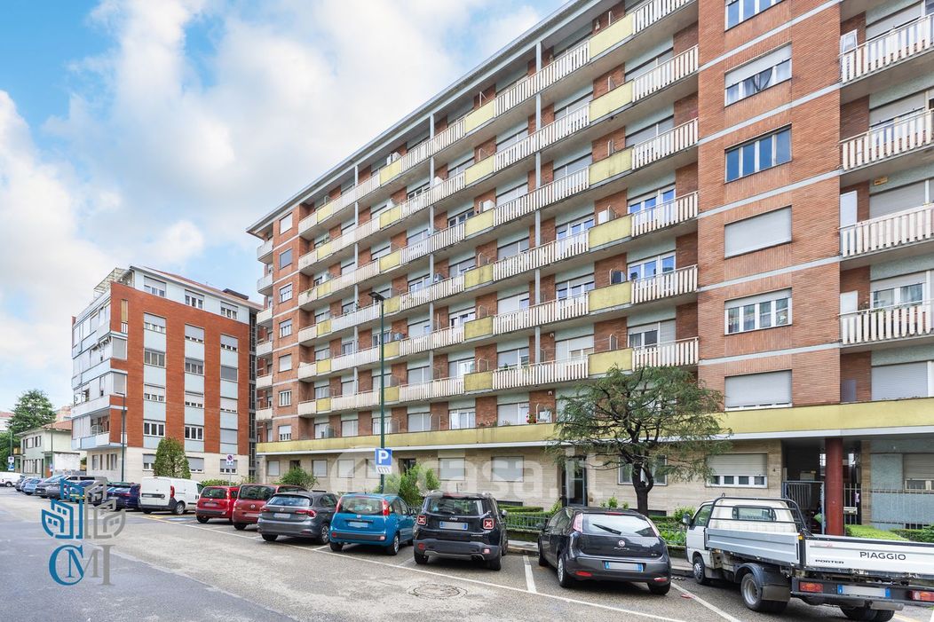 Appartamento in Vendita in Via Loano 6 a Torino