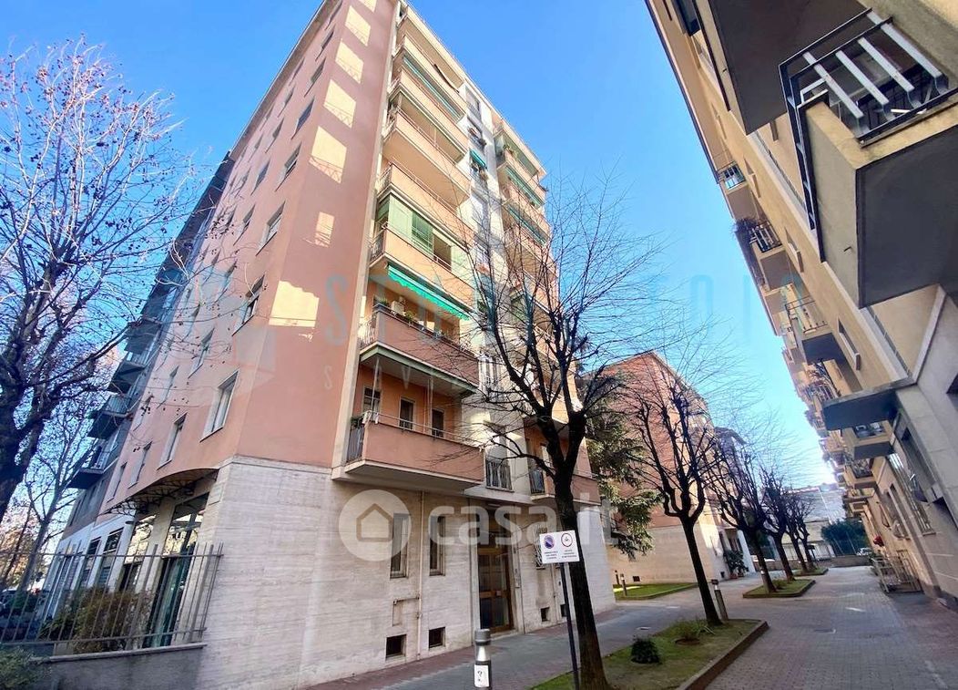 Appartamento in Vendita in Via Privata Umberto Masotto 30 a Milano