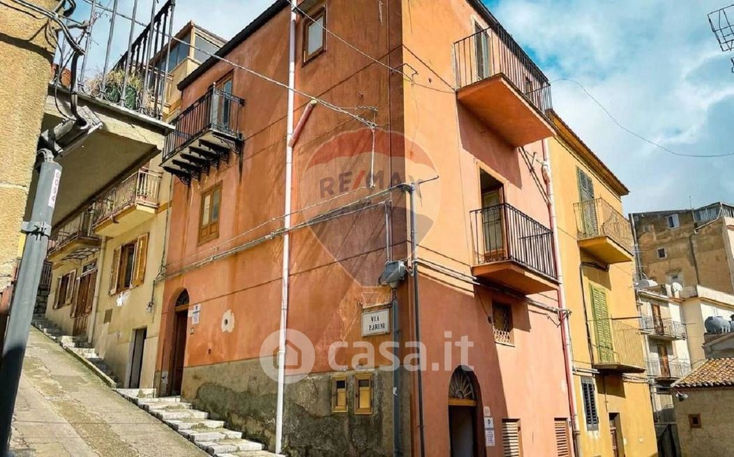 Casa indipendente in Vendita in Via Serpotta Procopio 5 a Caccamo