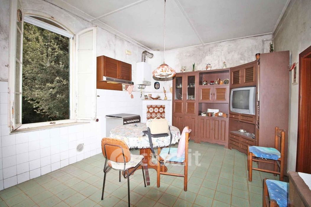 Appartamento in Vendita in Strada Statale 12 135 a San Giuliano Terme