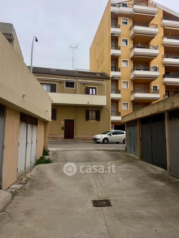 Garage/Posto auto in Vendita in Via Oristano a Alghero