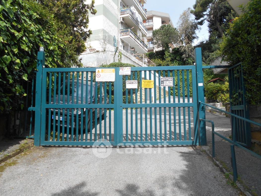 Appartamento in Vendita in Via Pietro Castellino 141 a Napoli