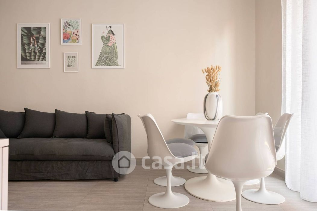 Appartamento in Affitto in Via Davide Carnaghi 14 a Milano
