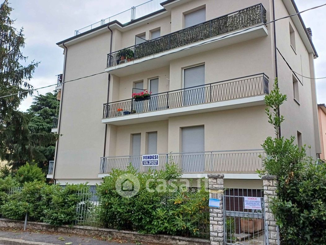 Appartamento in Vendita in Via Zola 44 a Brescia
