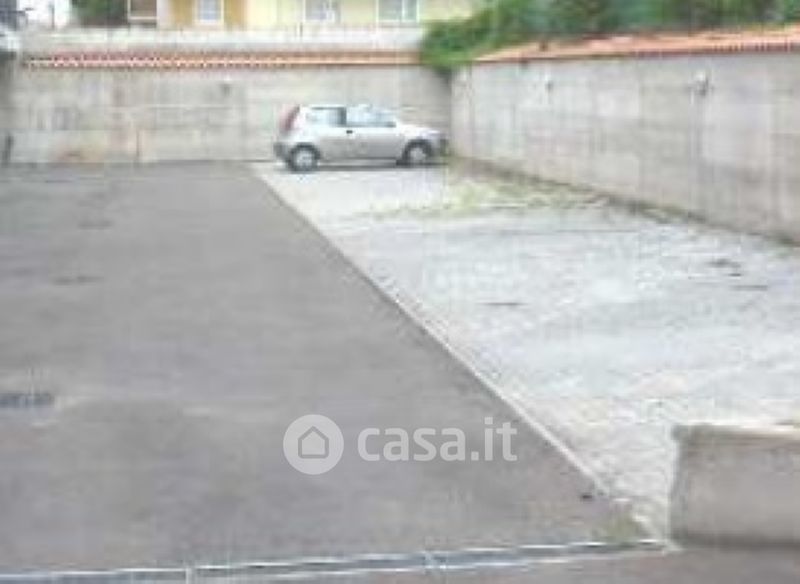 Garage/Posto auto in Affitto in Via Giuseppe di Vittorio 13 a Imola