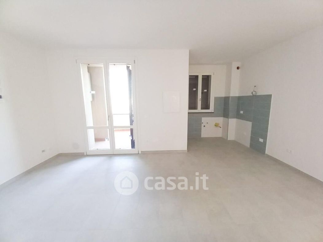 Appartamento in Vendita in Via Niccolaioni 56025 a Pontedera