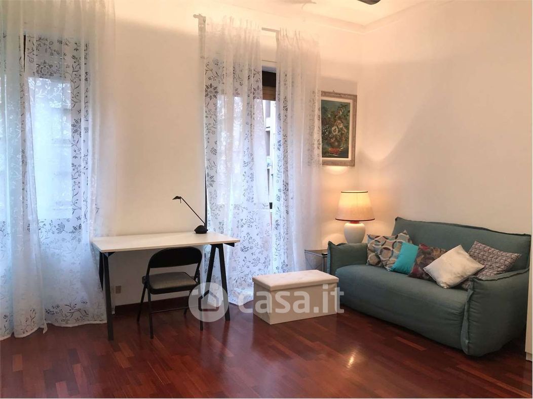 Appartamento in Affitto in Via Cadibona 3 a Milano