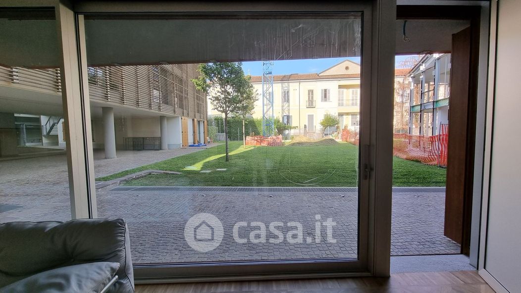 Casa Bi/Trifamiliare in Affitto in Via Domenico Berra 8 a Milano