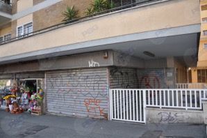 Ufficio in Vendita in Via Baldo degli Ubaldi, Roma, RM 240 a Roma