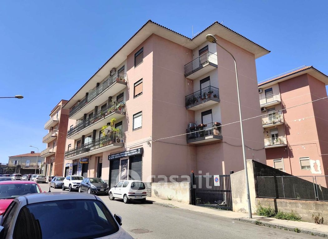 Appartamento in Vendita in Via Lazio 39 a Giarre