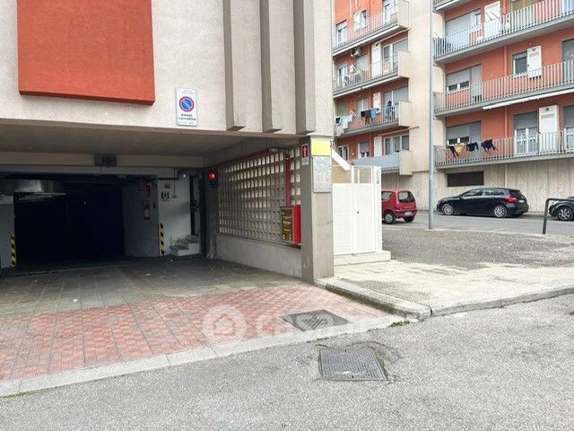 Garage/Posto auto in Vendita in Viale Enrico Fermi a Gioia del Colle