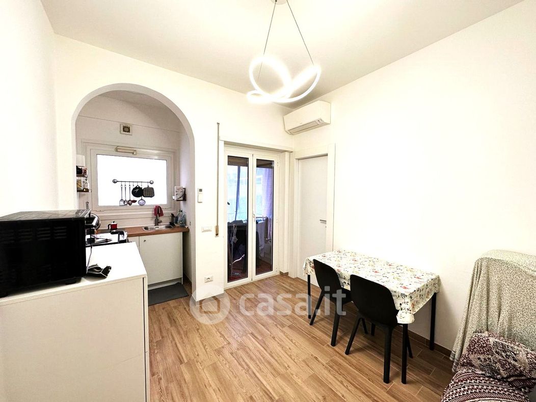 Appartamento in Affitto in Via Gradoli 75 a Roma