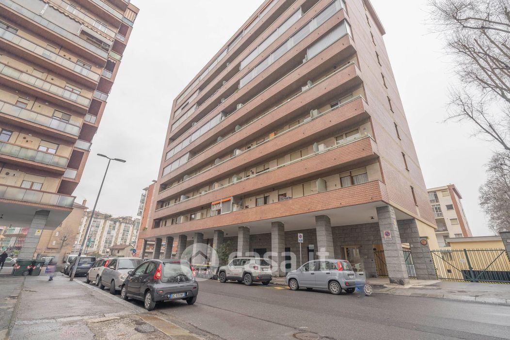 Appartamento in Vendita in Via terni 37 a Torino