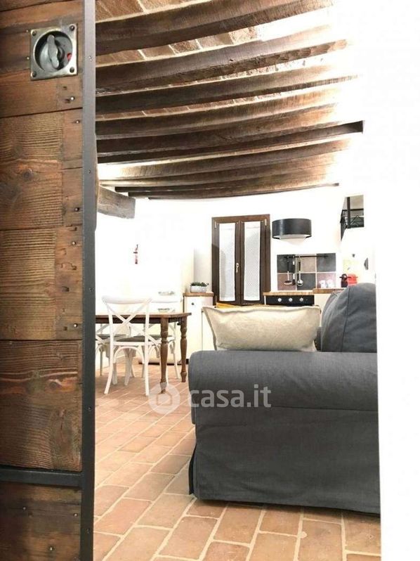 Appartamento in Vendita in Via Alessandro Tassoni 63 a Reggio Emilia