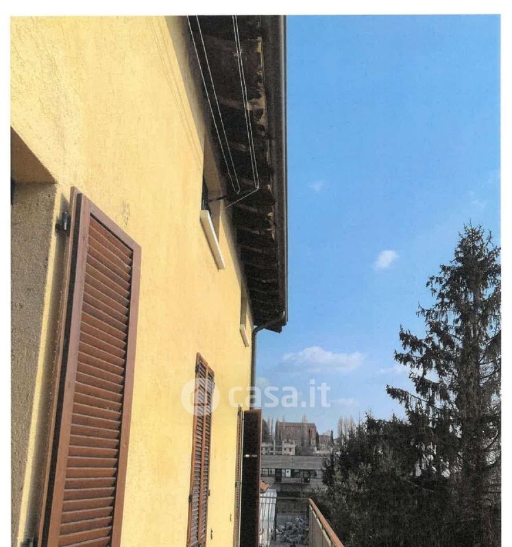 Appartamento in Vendita in Via Domenico Vandelli a Como