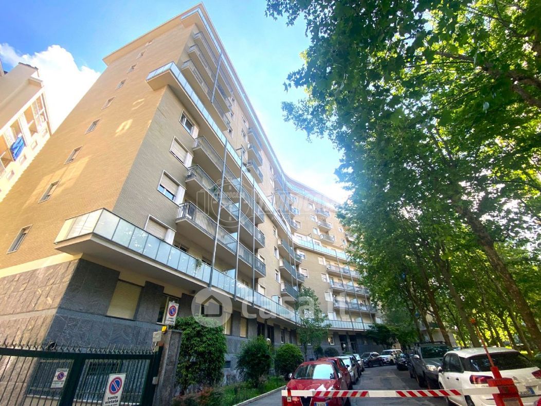 Appartamento in Vendita in Corso Alessandro Tassoni 79 a Torino