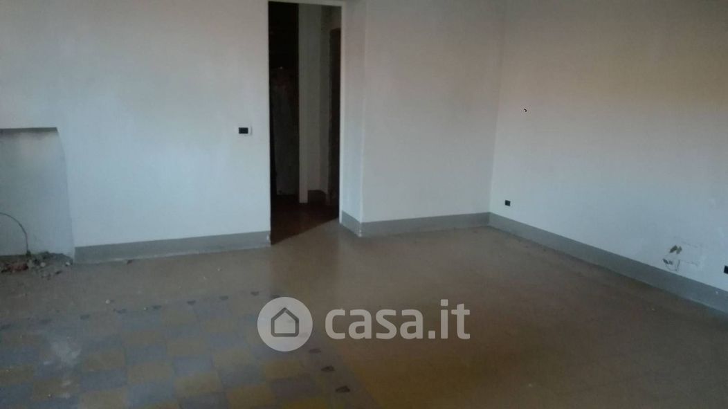 Appartamento in Vendita in Via Giosuè Carducci a Pisa