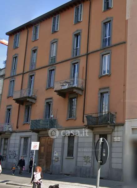 Appartamento in Vendita in Via Conte Verde 27 a Milano