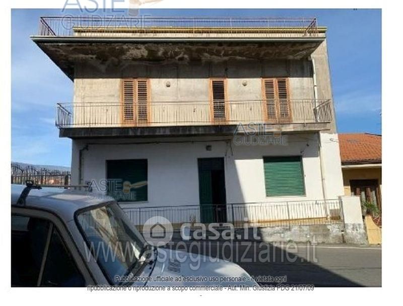 Appartamento in Vendita in Via Felicetto 41 a Santa Venerina