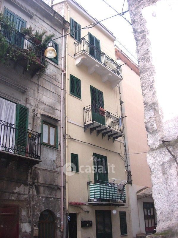 Appartamento in Affitto in Via Monfenera a Palermo