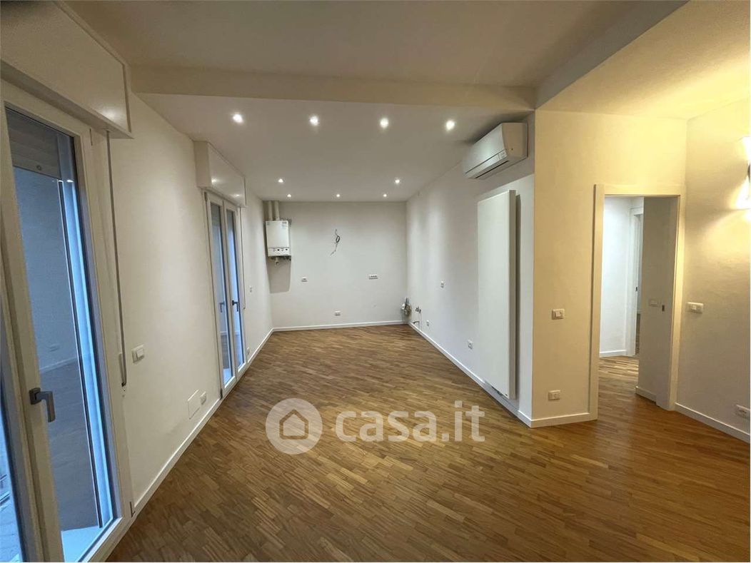Appartamento in Vendita in Via Panni a Modena