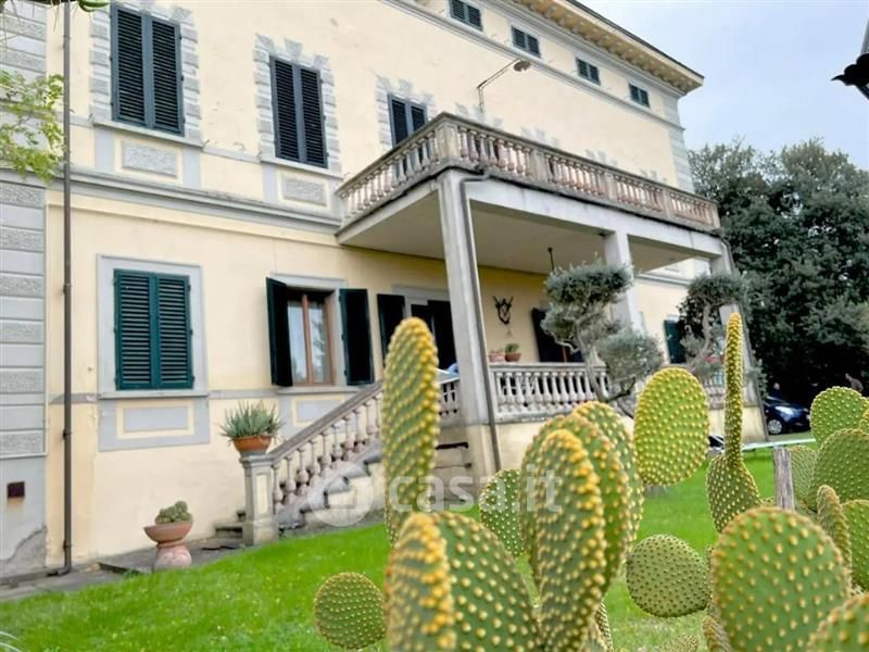 Villa in Vendita in Via F. Sforza a San Miniato
