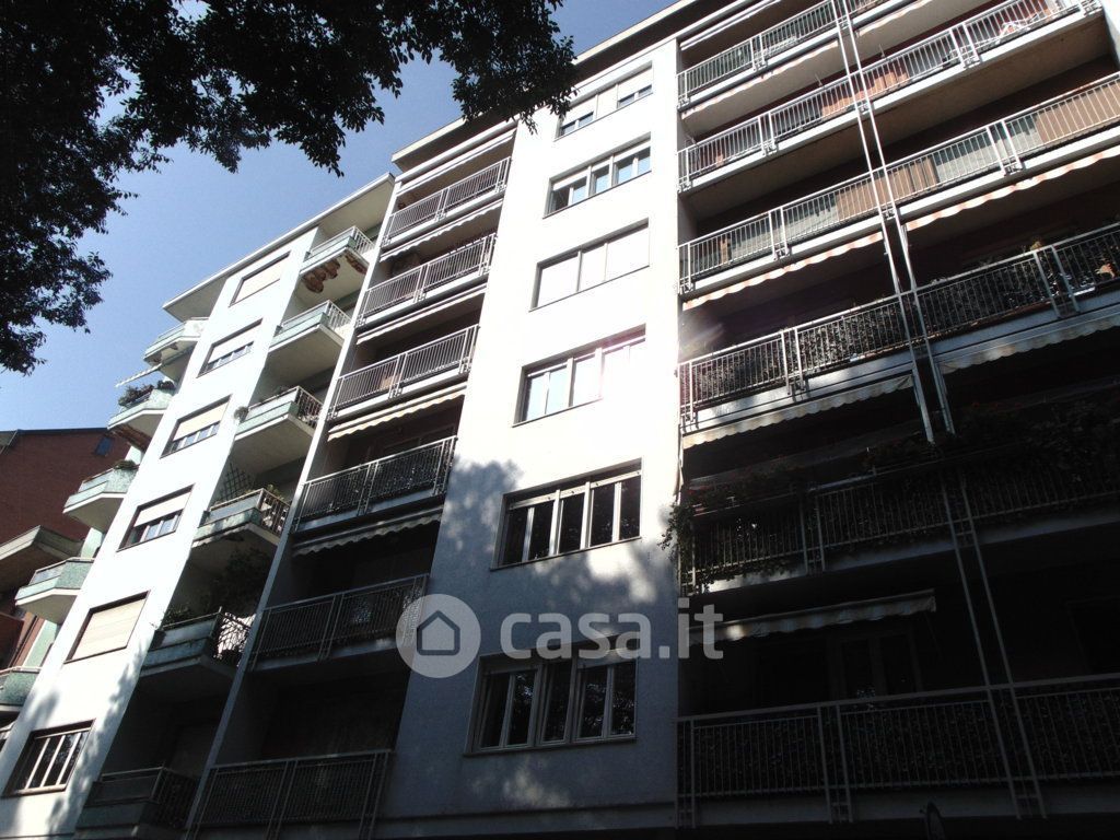 Appartamento in Vendita in Lungo Po Antonelli 139 a Torino