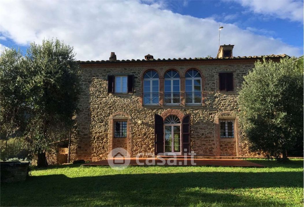 Casa indipendente in Vendita in Via I Monti a Casciana Terme Lari