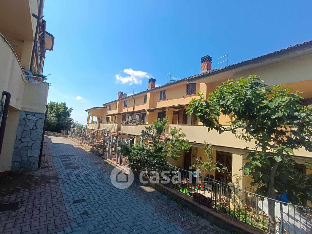 Appartamento in Vendita in Località Ruscello a Arezzo