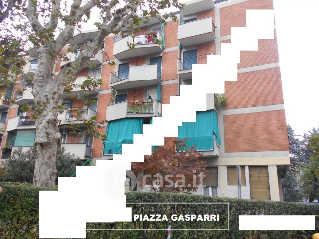 Appartamento in Vendita in Piazza Cardinale Pietro Gasparri 4 a Milano