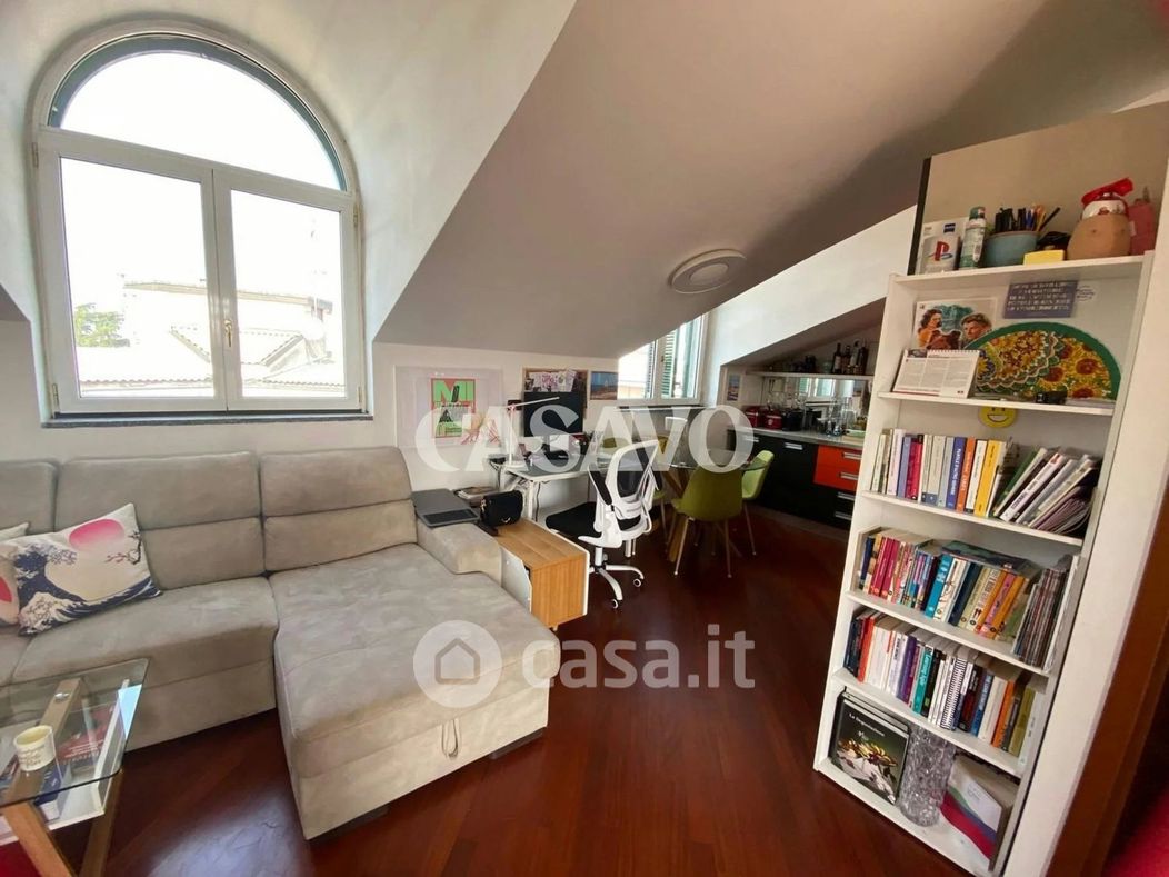 Appartamento in Vendita in Via Filippo Anghileri 4 a a Milano