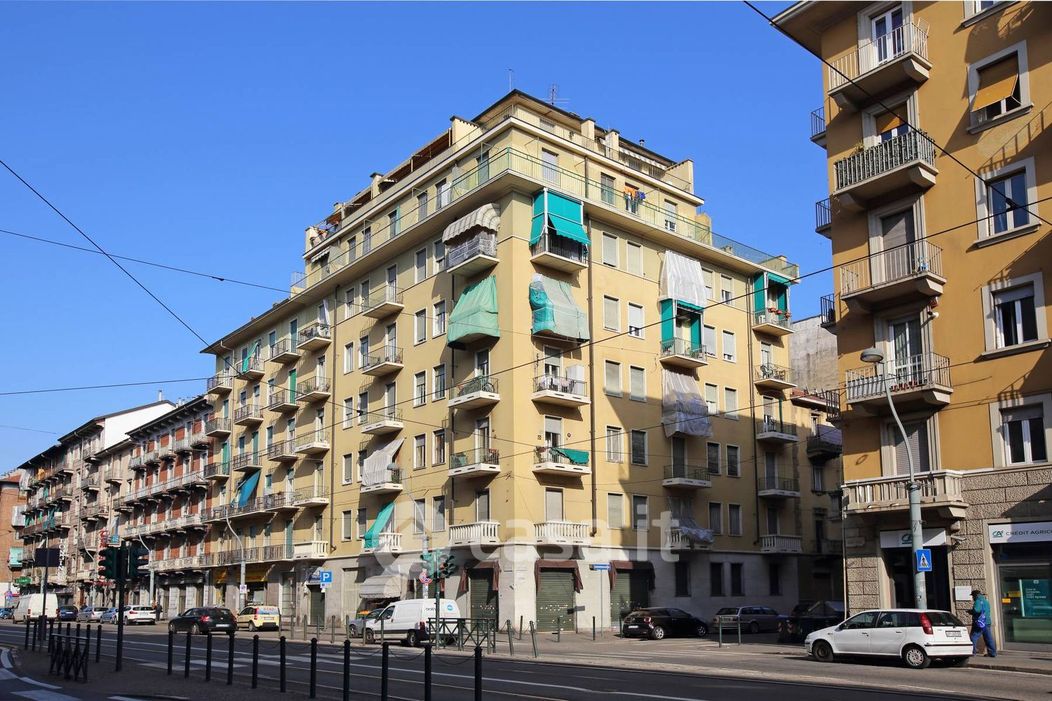 Appartamento in Vendita in Corso Giulio Cesare 148 a Torino