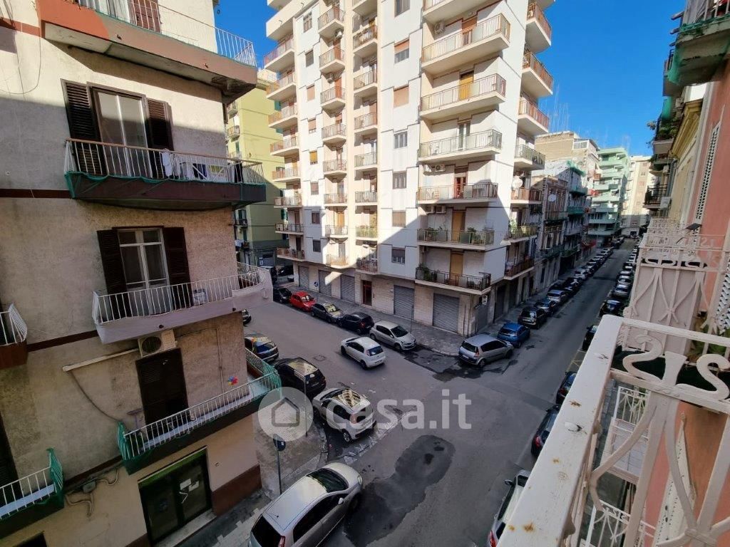 Appartamento in Vendita in Via GIOVINE a Taranto