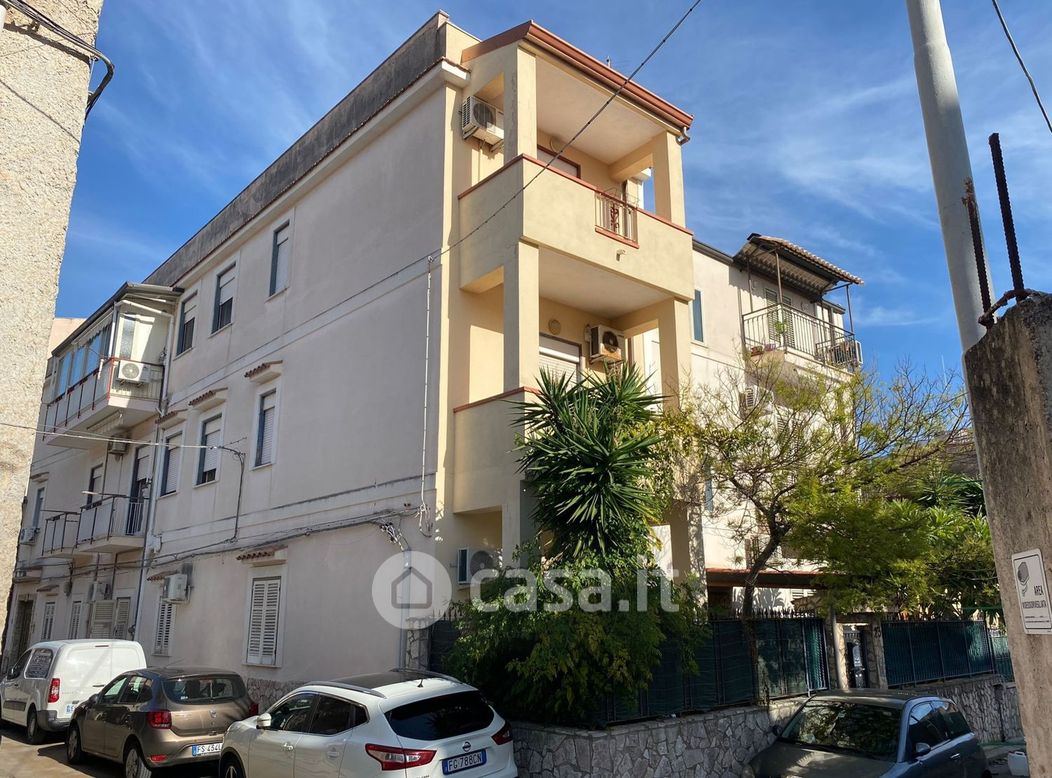 Appartamento in Vendita in Via F. Pistoia 4 a Palermo
