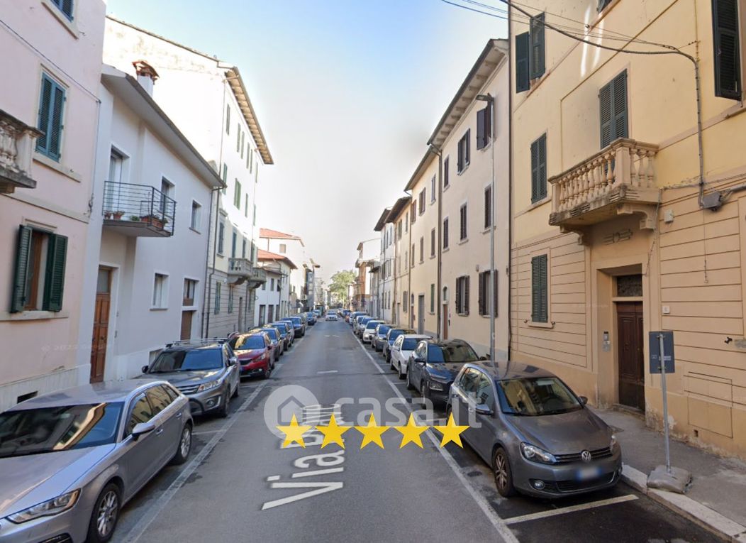 Appartamento in Vendita in Via Piave a Arezzo
