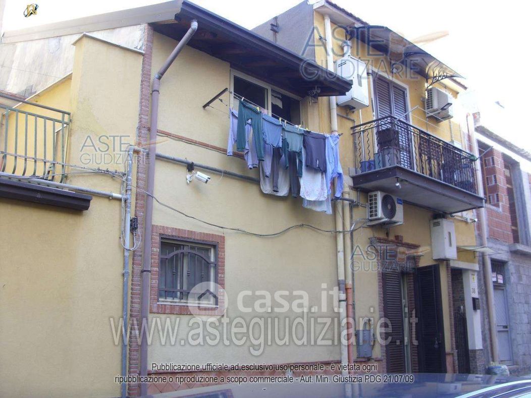 Appartamento in Vendita in Via Gorizia 40 a Adrano